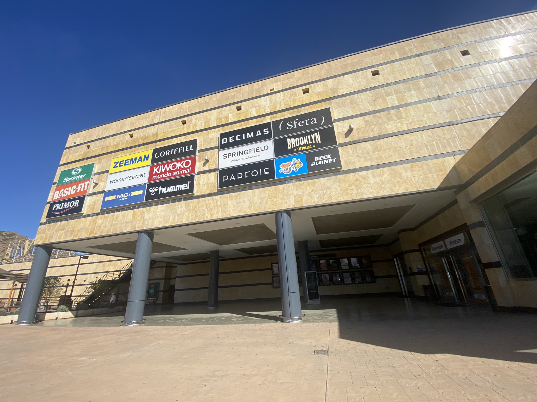CENTRO COMERCIAL